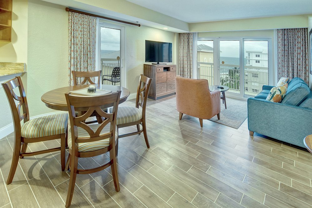 royal vista4
